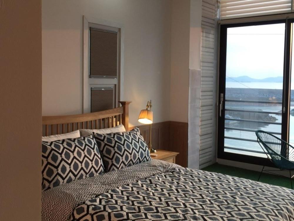 Namhae Ocean Lounge Pension Kamer foto