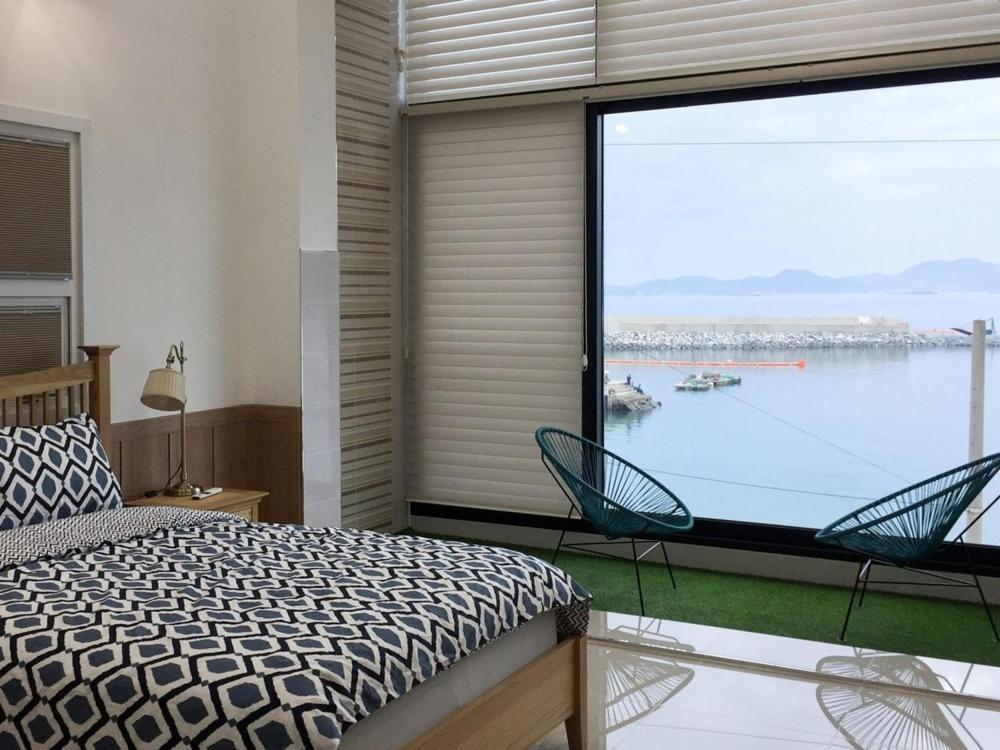 Namhae Ocean Lounge Pension Kamer foto